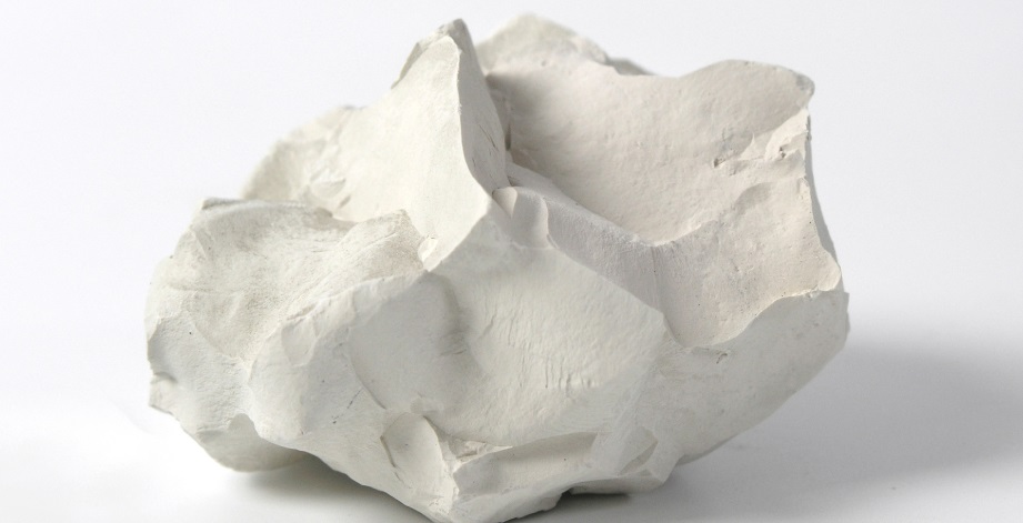 Kaolinin xüsusiyyətləri və tətbiqləri